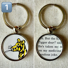 Load image into Gallery viewer, Winnie The Pooh keyring "The House At Pooh Corner" 1987