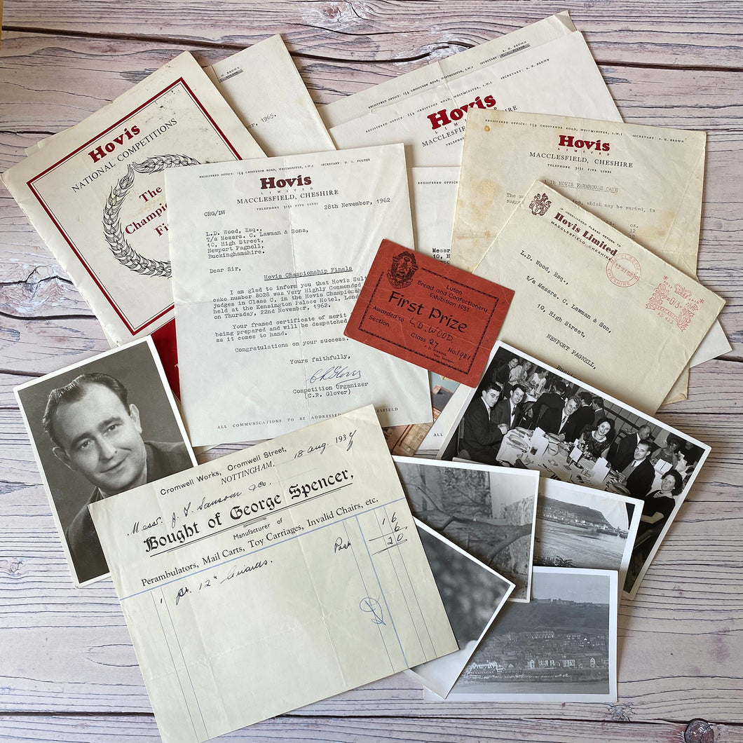 SALE Selection of Ephemera - photos, bill of sale, baking first prize card and letters